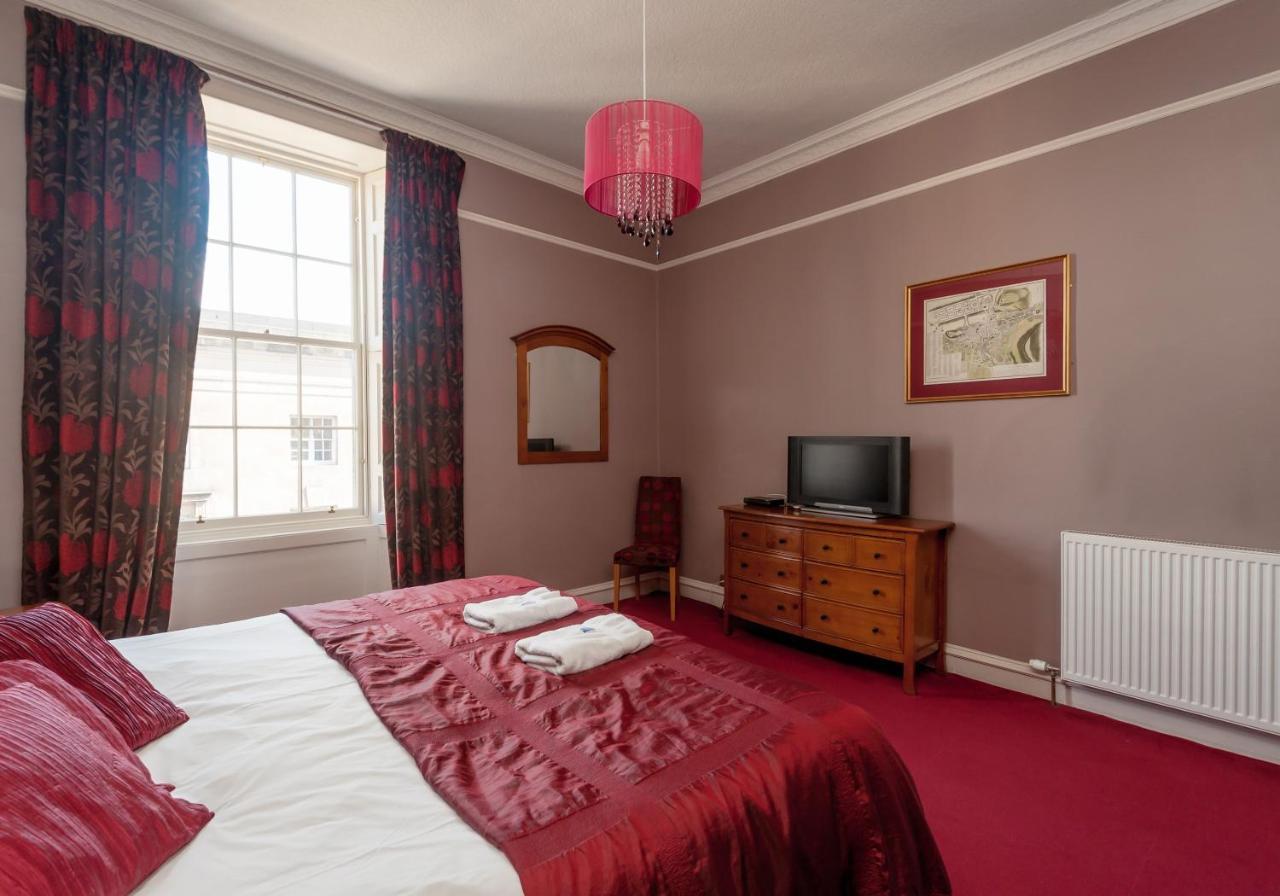 Appartamento Bank St Royal Mile Edimburgo Esterno foto